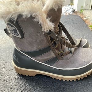 Sorel Boots Size 6.5